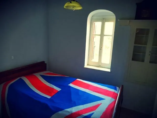 Artemonahi Traditional Cosy House Дом отдыха Артемон